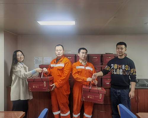 情深意浓，共贺新春|厦门华洋开展春节前访船慰问活动